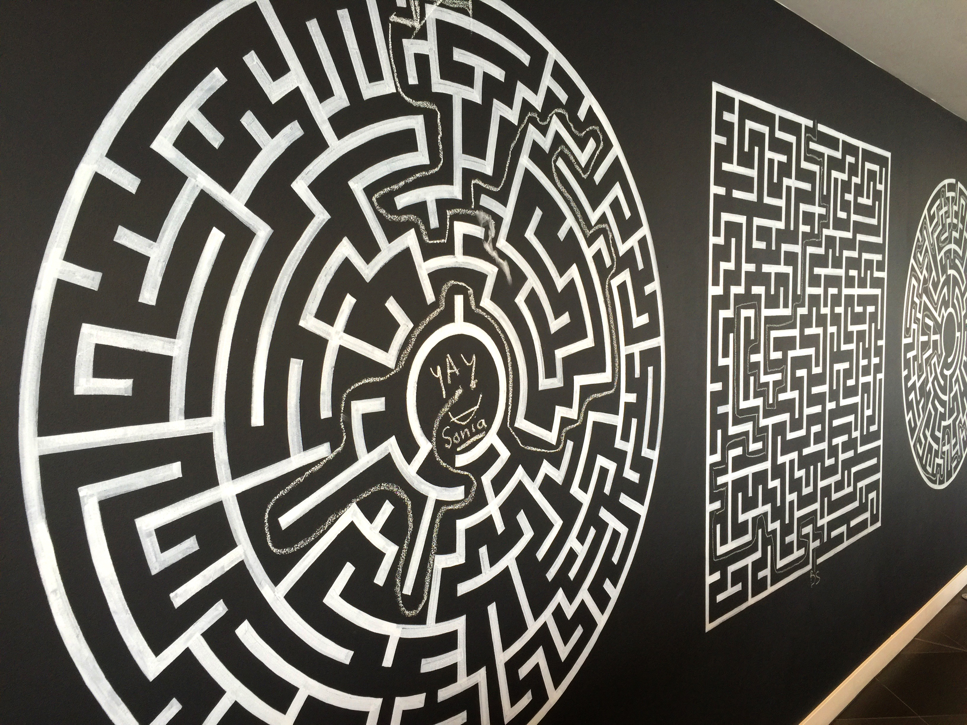 Branding by Neon - Nabarro Law Firm - Law sector branding - 125 London Wall - Amazing Maze Wall hand rendering detail 7 designed by Dana Robertson